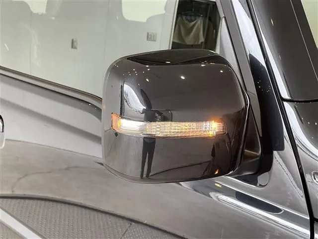 スズキ　ジムニー　４ＷＤ