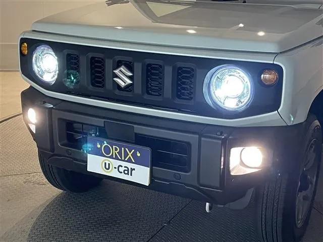 スズキ　ジムニー　４ＷＤ