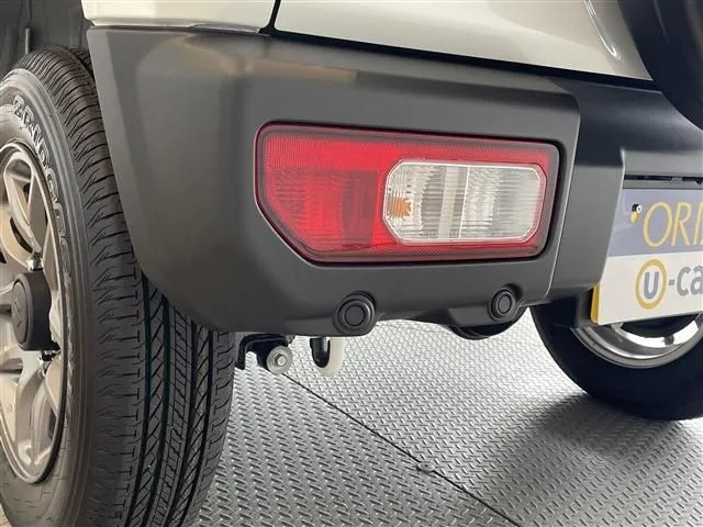 スズキ　ジムニー　４ＷＤ