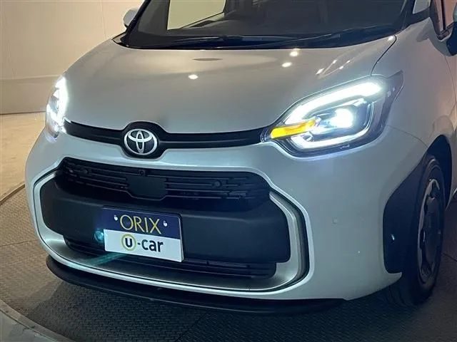 トヨタ　シエンタ　ハイブリッド