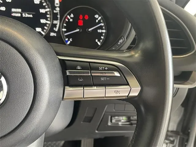 MAZDA3 ファストバック(マツダ)の車両写真