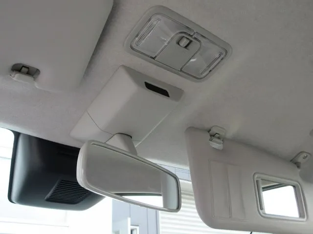 ミラ トコット 4WD(ダイハツ)の車両写真