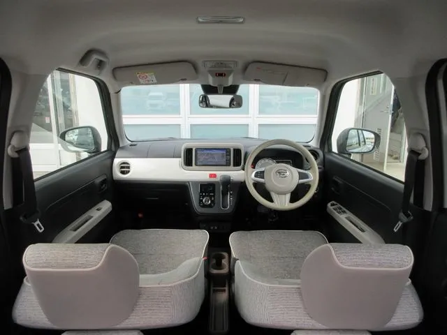 ミラ トコット 4WD(ダイハツ)の車両写真