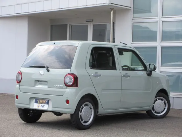 ミラ トコット 4WD(ダイハツ)の車両写真