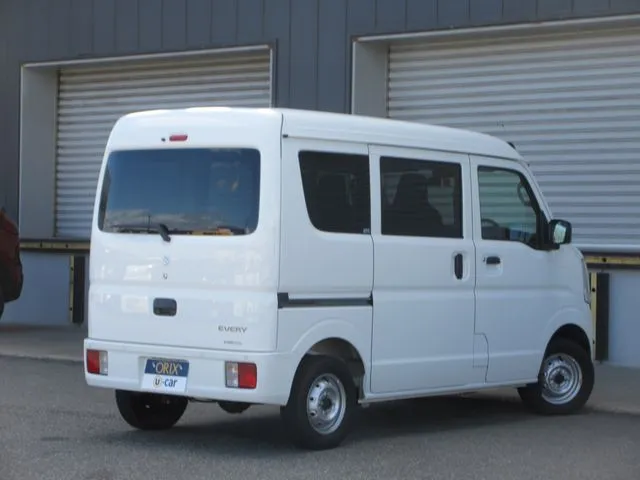 エブリイバン 4WD(スズキ)の車両写真