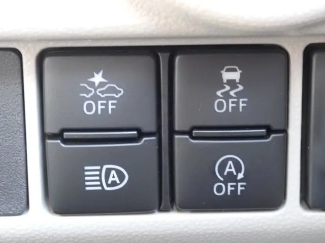 ムーヴ(ダイハツ)の車両写真