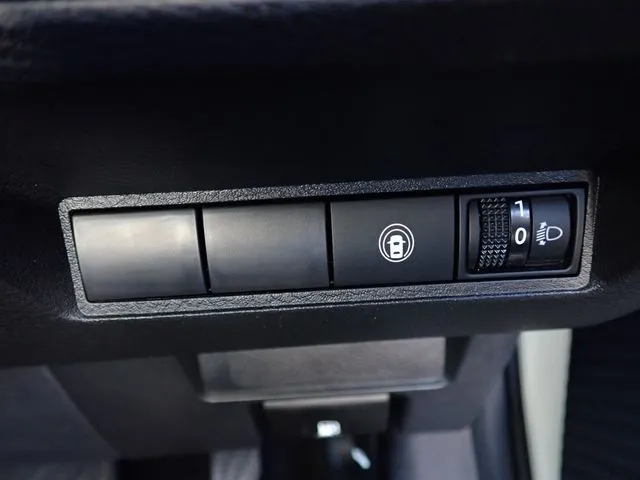 ノート(ニッサン)の車両写真