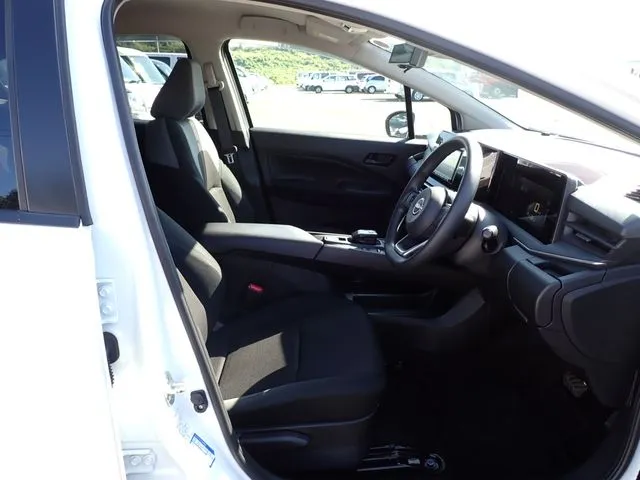 ノート(ニッサン)の車両写真
