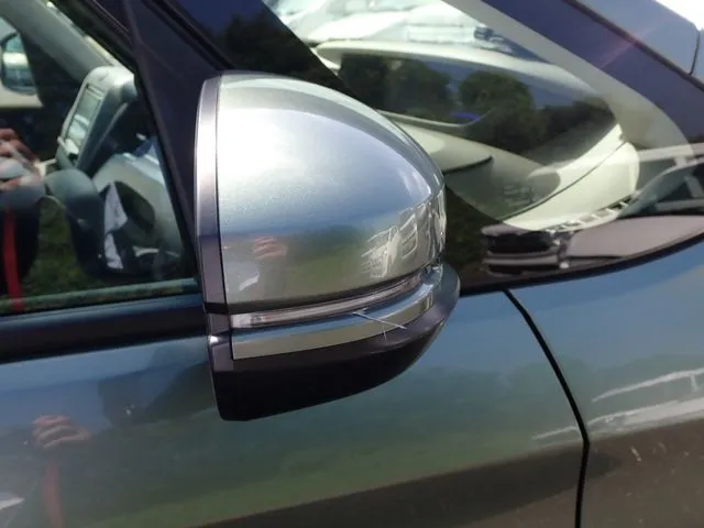 フリード（ホンダ）の車両写真