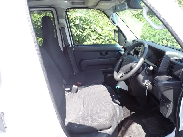 ハイゼットカーゴ（ダイハツ）の車両写真