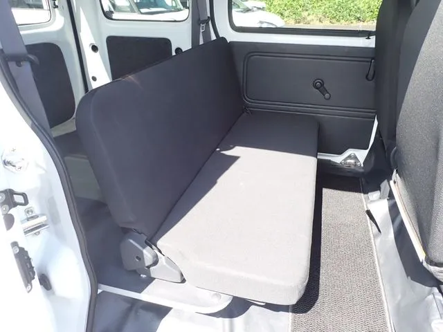 ハイゼットカーゴ(ダイハツ)の車両写真