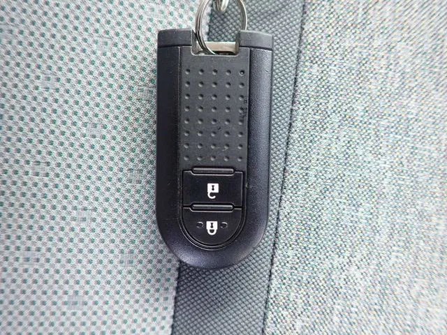 パッソ（トヨタ）の車両写真