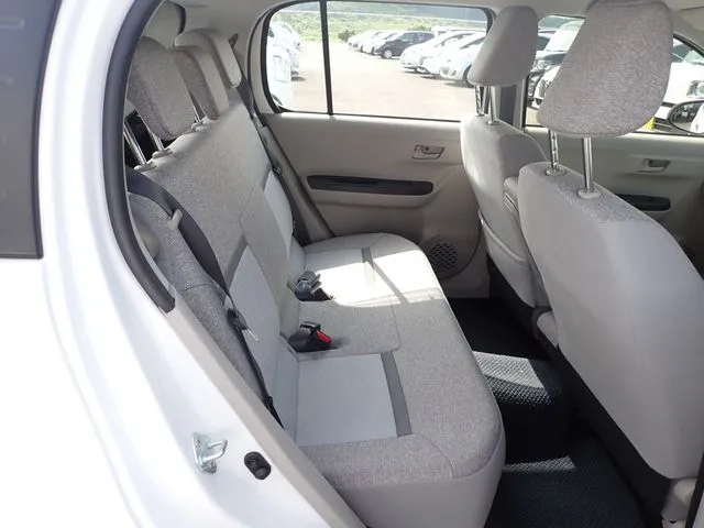 パッソ（トヨタ）の車両写真