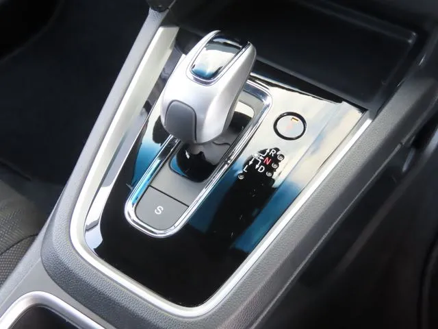 シャトル ハイブリッド(ホンダ)の車両写真