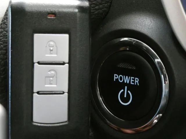 エクリプス クロス PHEV(ミツビシ)の車両写真