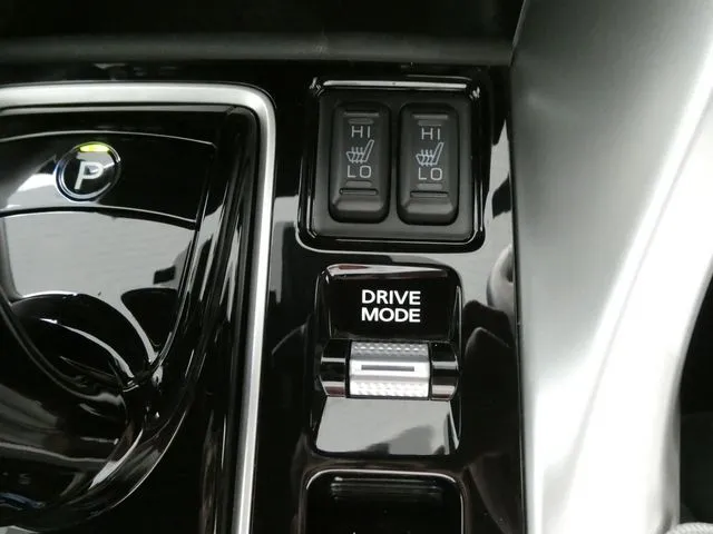 エクリプス クロス PHEV(ミツビシ)の車両写真