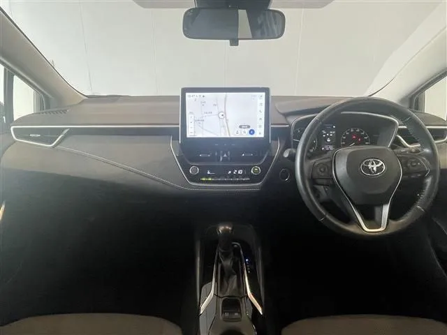カローラ ツーリング ハイブリッド(トヨタ)の車両写真