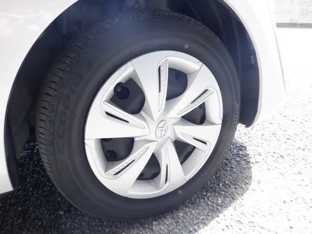 シエンタ ハイブリッド(トヨタ)の車両写真