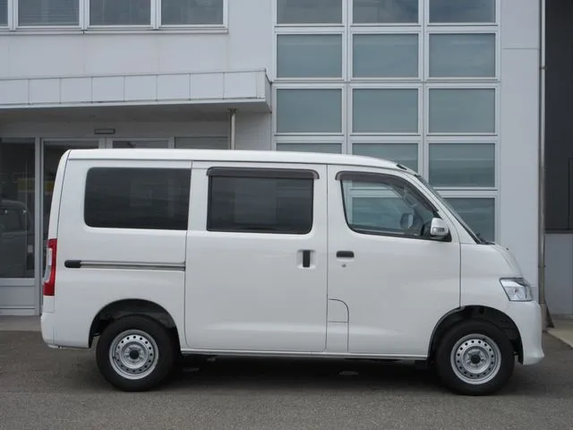 タウンエースバン 4WD(トヨタ)の車両写真