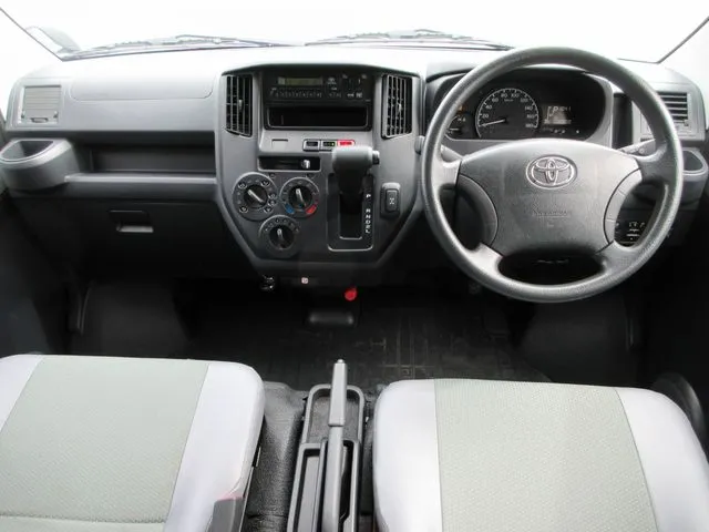 タウンエースバン 4WD(トヨタ)の車両写真