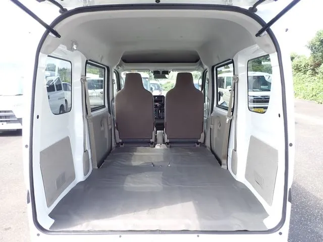 エブリイバン(スズキ)の車両写真