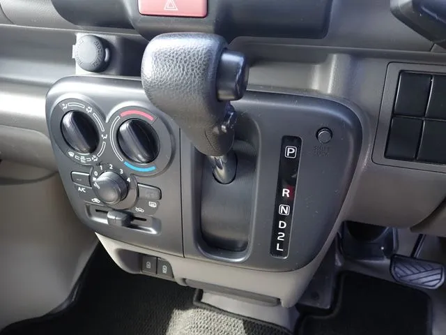 エブリイバン(スズキ)の車両写真