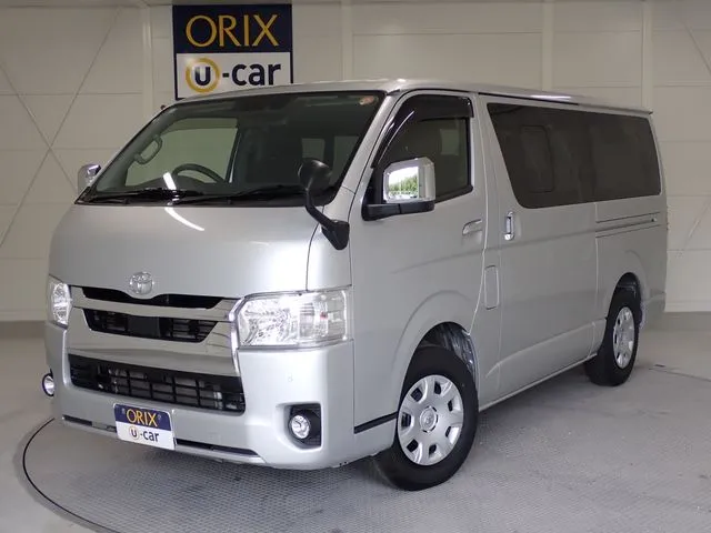 トヨタ　ハイエースバン　２ＷＤ