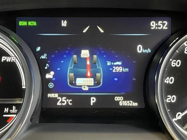 カムリ ハイブリッド(トヨタ)の車両写真