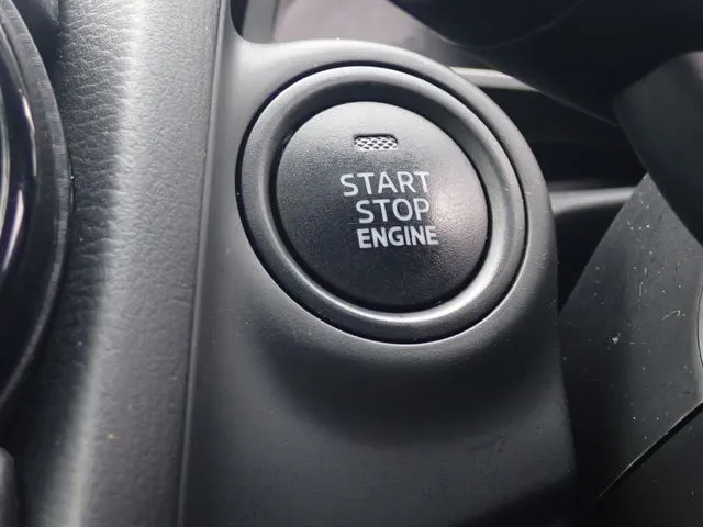 MAZDA2(マツダ)の車両写真