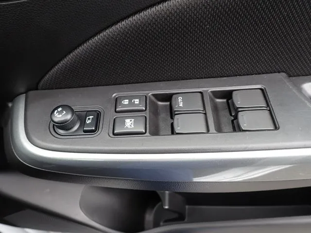スイフト（スズキ）の車両写真