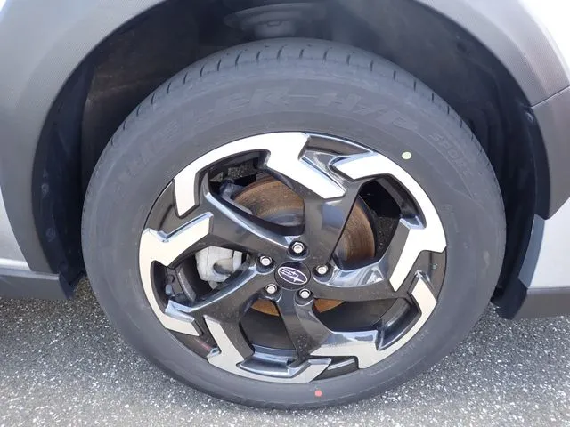 SUBARU XV ハイブリッド(スバル)の車両写真