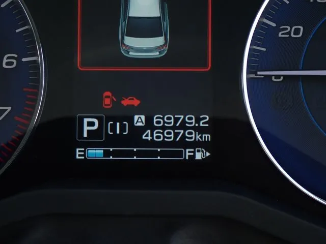 SUBARU XV ハイブリッド(スバル)の車両写真