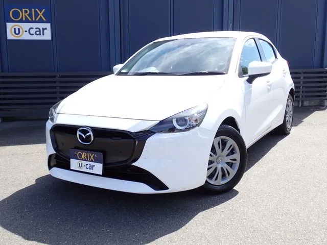 ＭＡＺＤＡ２（マツダ）の車両写真