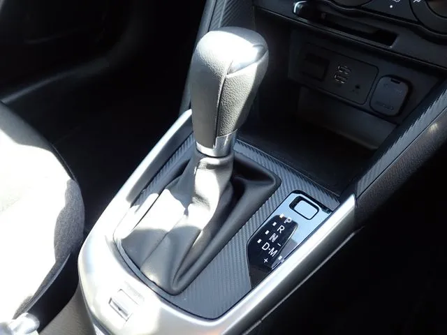 ＭＡＺＤＡ２（マツダ）の車両写真
