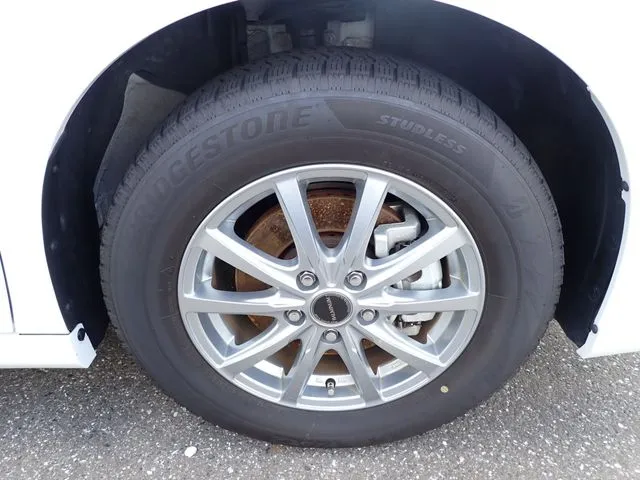 セレナ(ニッサン)の車両写真