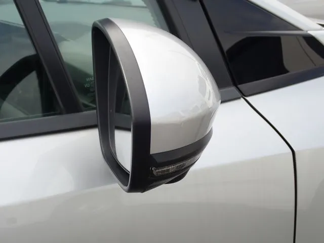 ノート(ニッサン)の車両写真