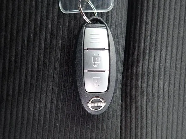 ノート(ニッサン)の車両写真