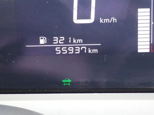 ノート(ニッサン)の車両写真