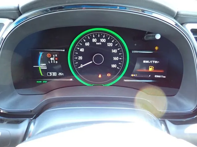 シャトル ハイブリッド(ホンダ)の車両写真