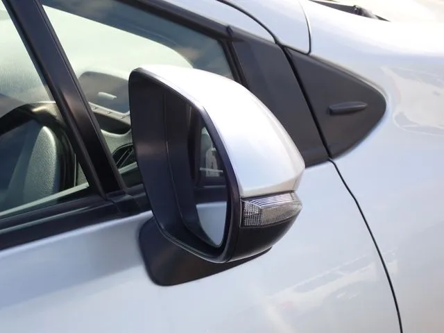アクア(トヨタ)の車両写真
