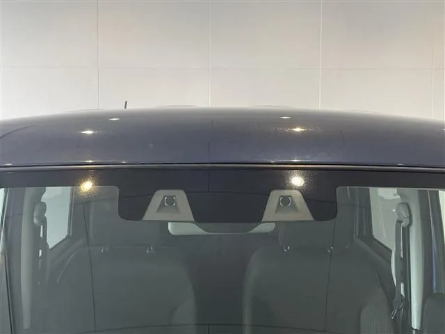 ワゴンR スマイル(スズキ)の車両写真