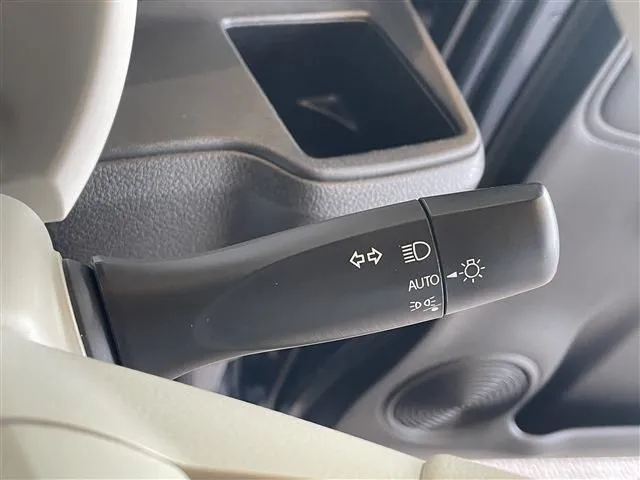 ワゴンR スマイル(スズキ)の車両写真