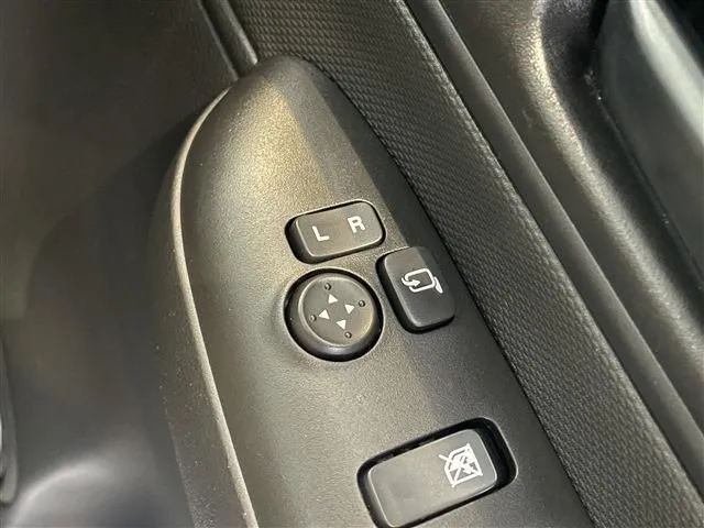 ワゴンR スマイル(スズキ)の車両写真