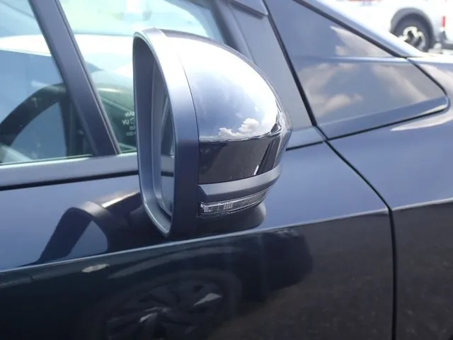 オーラ(ニッサン)の車両写真