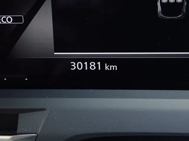オーラ(ニッサン)の車両写真
