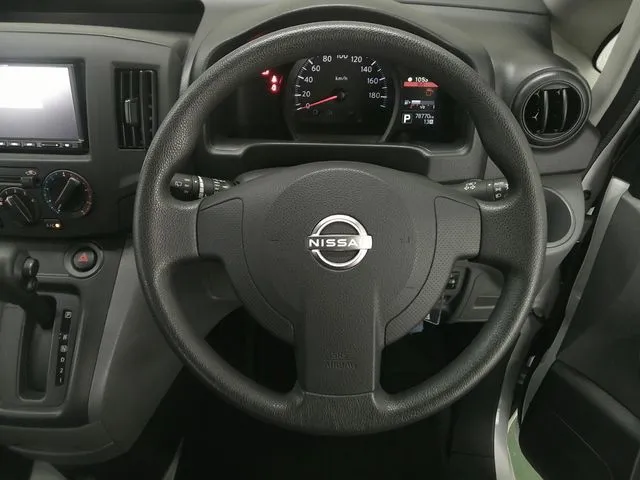 NV200バネットバン 4WD(ニッサン)の車両写真
