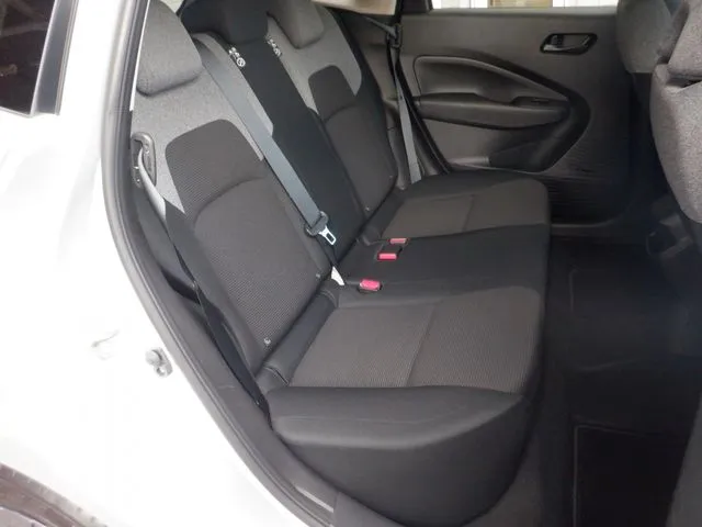 ノート(ニッサン)の車両写真
