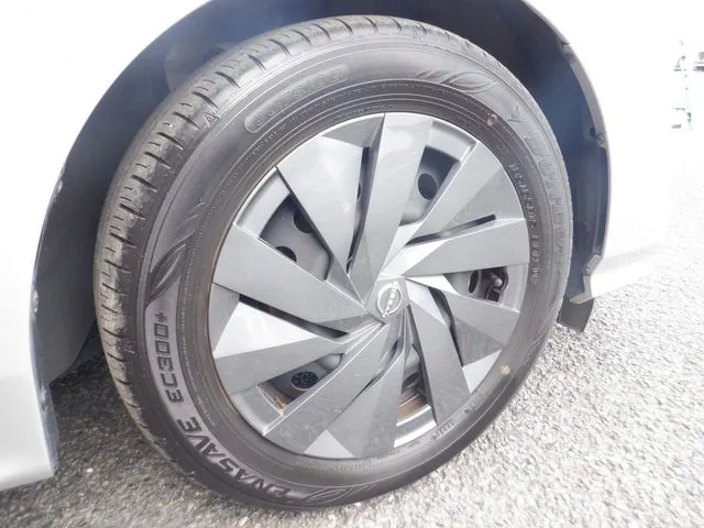 ノート(ニッサン)の車両写真