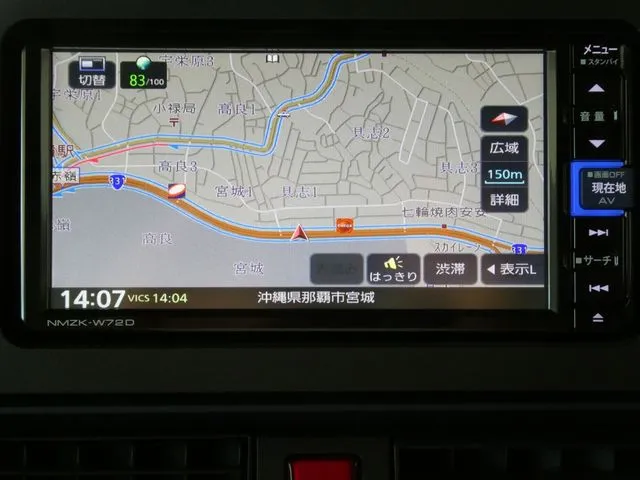 タント(ダイハツ)の車両写真