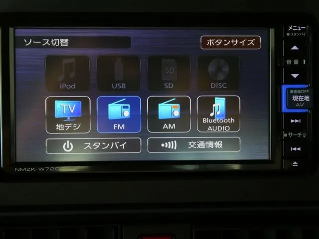 タント(ダイハツ)の車両写真